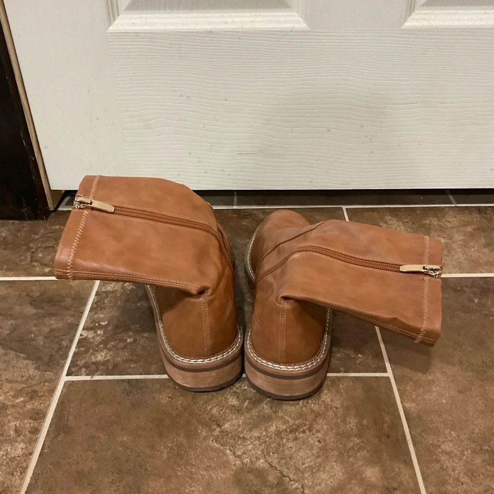 Anthropologie Silent D Rareful Ankle Boots in Tan Size 40